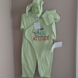 Rumble Tumble 3pc set - bodysuit cap mittens - green baby big attitude - 3-6mos